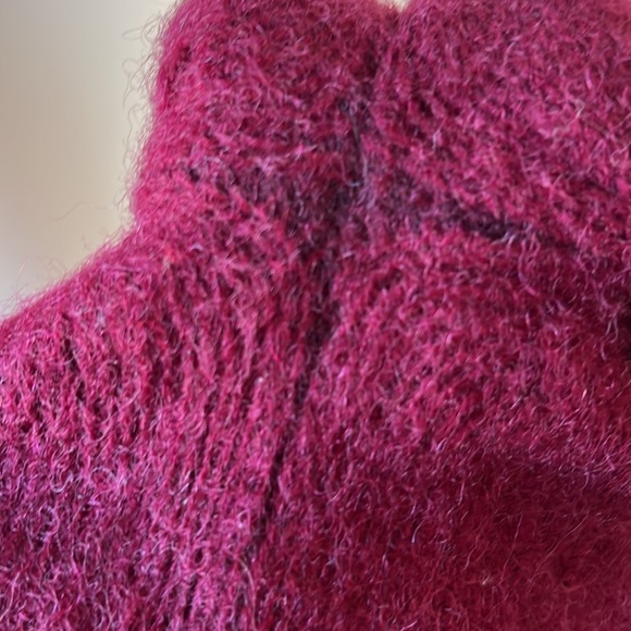 VINTAGE BLOOMINGDALE’S 100% Wool Maroon Sweater Boys' Shop L/16-18 - Picture 8 of 10